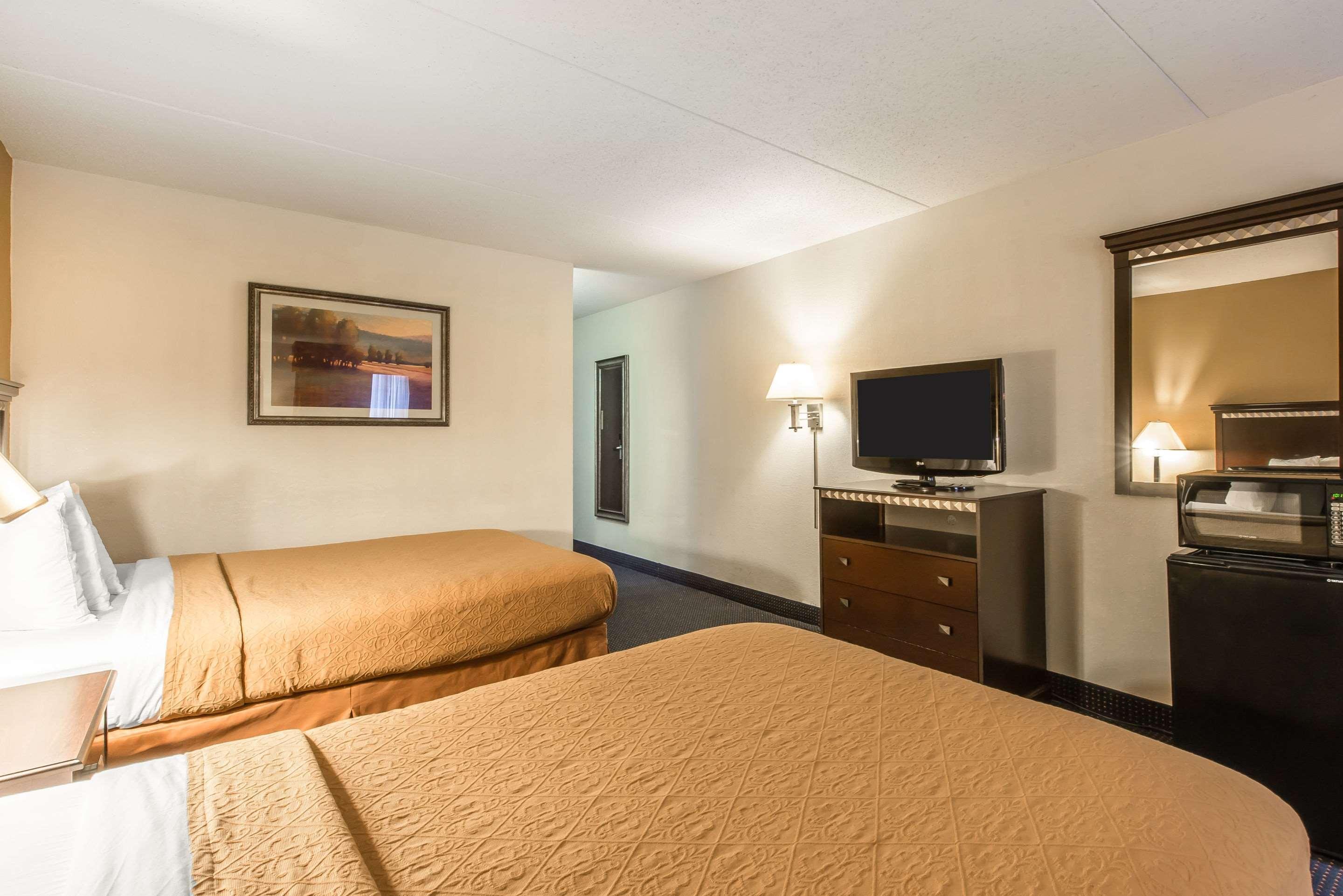 Quality Inn & Conference Center Somerset Luaran gambar