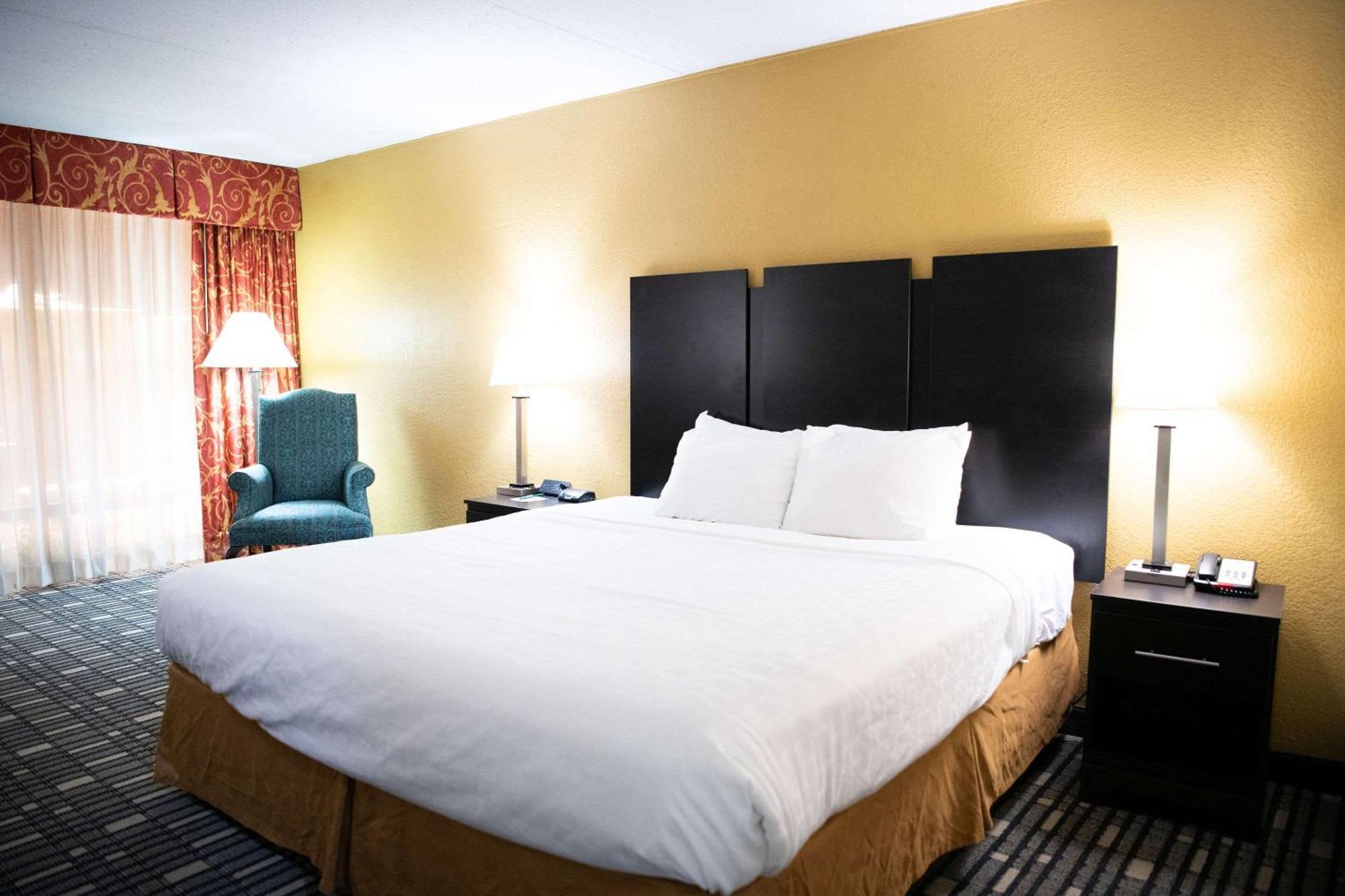 Quality Inn & Conference Center Somerset Luaran gambar